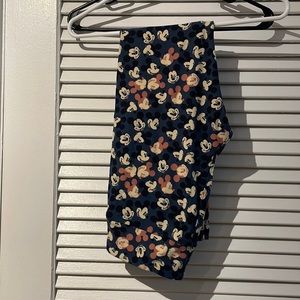 LuLAaRoe | Disney One Size Leggings (New)